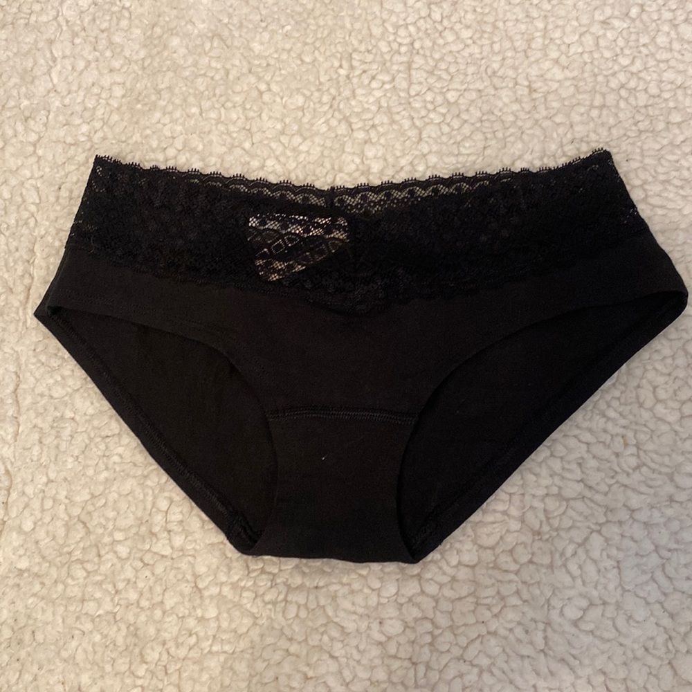 Victoria’s Secret Low Rose Hiphugger Black Lace Panty